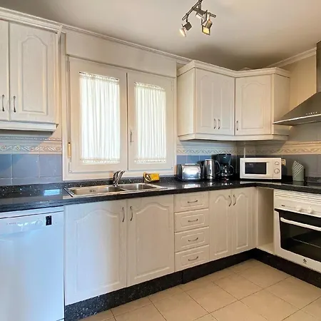Fuer 4 Personen Ca 120 Qm In Nerja, Andalusien Costa Del Sol * نيرخا